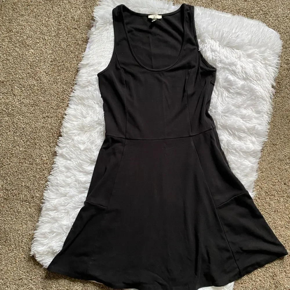 Joie Dress Sleeveless Black Flowy Stretchy Skater Rayon Spandex Women’s Sz Small